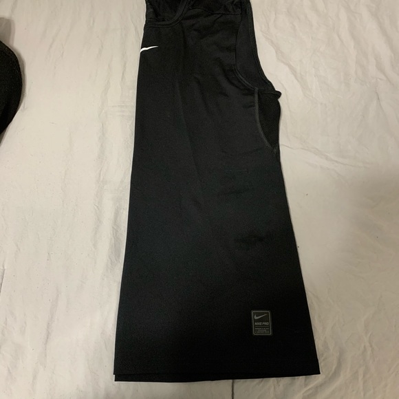 Men’s Nike size Large, like new tank top - Picture 4 of 6